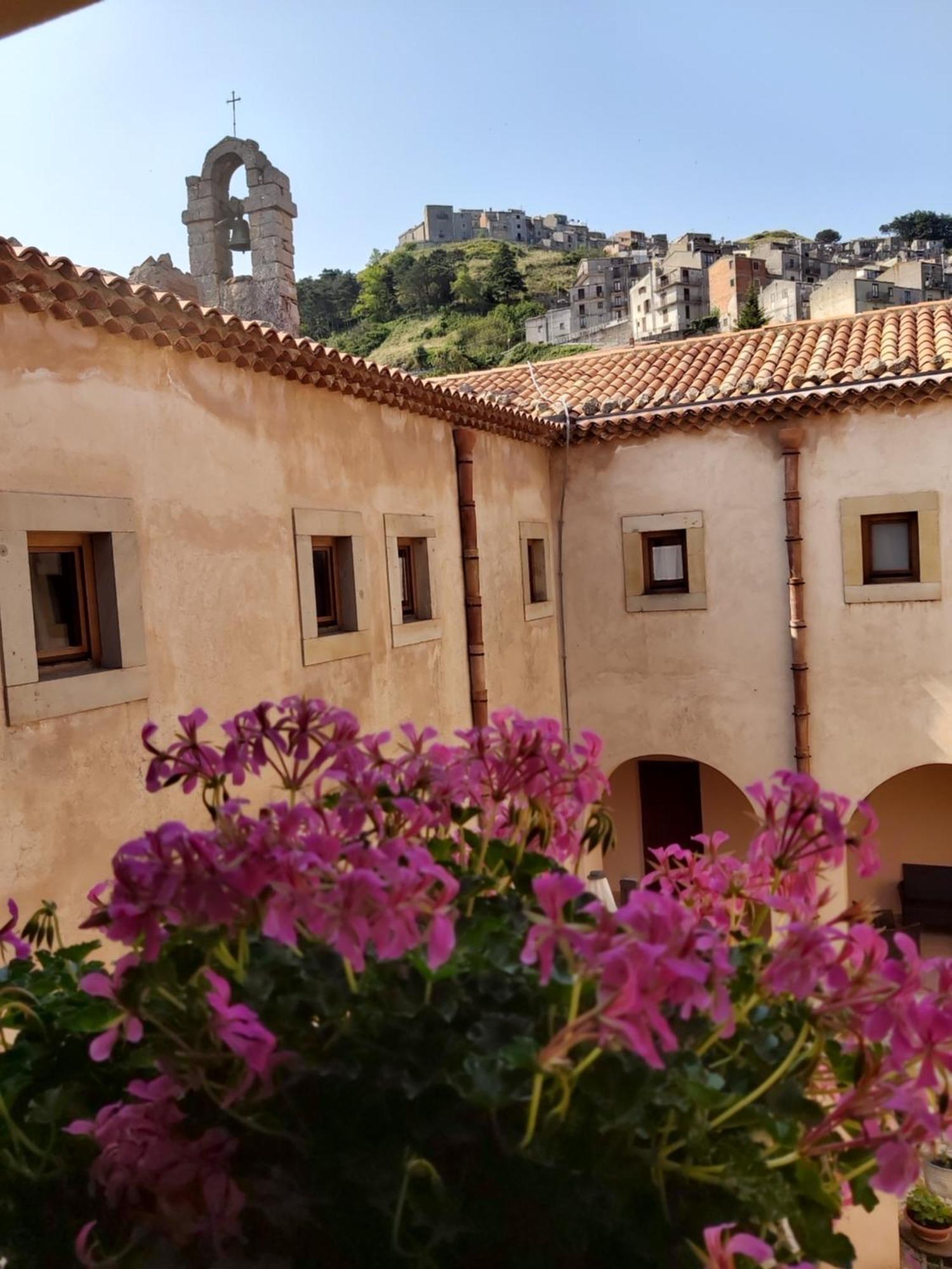 Al Convento Hotel San Mauro Castelverde Exterior photo